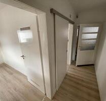 Lichtdurchflutete Single Wohnung Bethel 2Z Küche Badewanne Garten - Bielefeld Gadderbaum