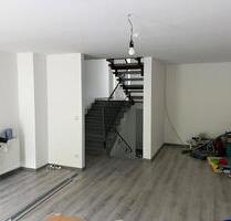 Reihenhaus in Eschenbach - 1.350,00 EUR Kaltmiete, ca.  130,00 m² in Eschenbach in der Oberpfalz (PLZ: 92676)