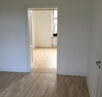 Schöne helle Altbauwohnung in Siegburg Zentrum Befristet (6 M.)