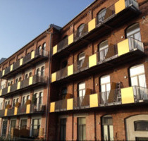Helle 1-Raum Wohnung mit offener Küche, Küchenzeile und Südbalkon - Magdeburg