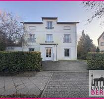 Helle 4-Zimmer- Wohnung in Berlin- Biesdorf!!