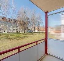 Kompakte 3 RWE mit Balkon - 315,00 EUR Kaltmiete, in Eisleben (Lutherstadt) (PLZ: 06295)