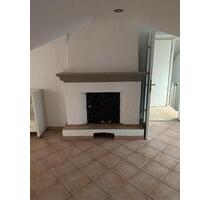 Dachwohnung Sennfeld - 800,00 EUR Kaltmiete, in Schweinfurt (PLZ: 97424) Bellevue