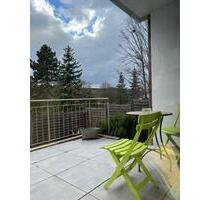 LICHTDURCHFLUTETE DOPPELHAUSHÄLFTE MIT WOHLATMOSPHÄRE NEULEININGE - Kindenheim