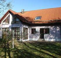 Zweifamilienhaus in naturnaher Lage in der schönen Oberpfalz - Grafenwöhr