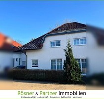 *Langenhain* Gepflegte Doppelhaushälfte in ruhiger Lage mit Nähe zum Wald* - Hofheim