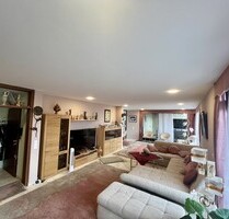 Provisionsfrei! Saniertes Penthouse in Laatzen – 3-Zimmer-Traumwohnung mit Balkon & Fahrstuhl! - Laatzen / Gleidingen