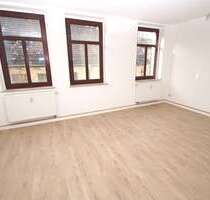 2-Zimmer-Wohnung mit BALKON, große Küche, Badewanne - frisch renoviert - Altenburg Bundesweit - Thüringen - Altenburger Land - Altenb