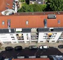 Wohnen, wo Leipzig pulsiert – 2 Zimmer mit Loggia in Plagwitz-Lindenau