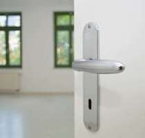 Neuer Fußboden möglich: einzigartige 3-Zimmerwohnung mit Dusche + Badewanne! - Chemnitz