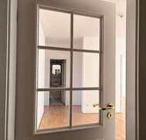 Mit frisch geöltem Boden + geweißten Wänden! 63m²-Wohnung mit Balkon im Herzen von Chemnitz!