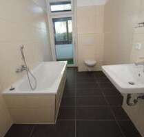 2-Zi-Whg mit Laminat, separate Küche, Wintergarten, Badewanne - Leipzig Bundesweit - Sachsen - Leipzig - Leipzig, Stadt -