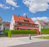 Helle 3,5-Zimmer-Dachgeschosswohnung mit ausgebautem Dachspitz & Garage in ruhiger Lage zu vermieten - Villingen-Schwenningen