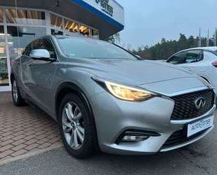 INFINITI Q30 Gebrauchtwagen