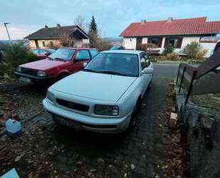 Daihatsu Applause Gebrauchtwagen