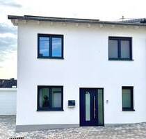 Moderne Doppelhaushälfte mit Garage - Neubau in Energieeffizienzklasse - Blieskastel Blickweiler