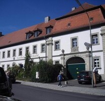 Historischer Gebäudekomplex in Barockarchitektur - Auenwald