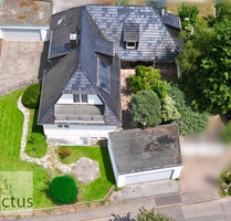 Großzügiges Einfamilienhaus mit zwei Doppelgaragen – Perfekt für Familien, Unternehmer & Mehrgenerationenwohnen - Oedheim