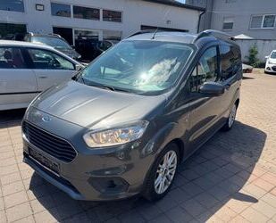 Ford Tourneo Courier Gebrauchtwagen