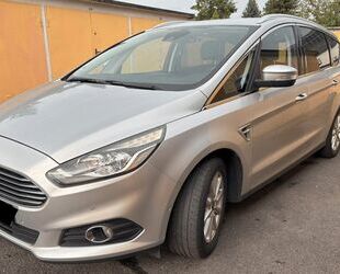 Ford S-Max Gebrauchtwagen