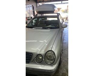 Mercedes-Benz E 220 Gebrauchtwagen