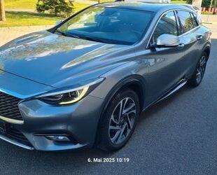 INFINITI Q30 Gebrauchtwagen