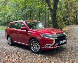 Mitsubishi Plug-in Hybrid Outlander Gebrauchtwagen
