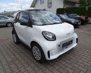 Smart Smart ForTwo coupe electric drive / EQ 22 KW Bordl Gebrauchtwagen
