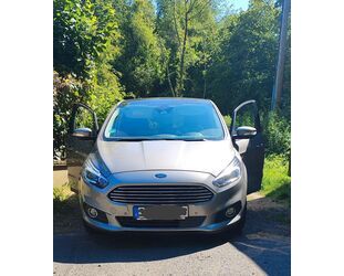 Ford S-Max Gebrauchtwagen