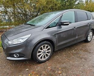 Ford S-Max Gebrauchtwagen