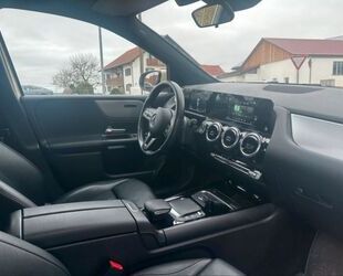Mercedes-Benz B 180 Gebrauchtwagen