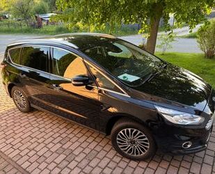 Ford S-Max Gebrauchtwagen