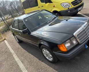 Mercedes-Benz E 230 Gebrauchtwagen