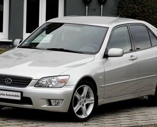 Lexus IS 200 Gebrauchtwagen