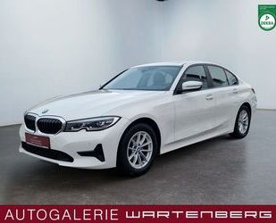 BMW BMW 320i Lim. Advantage//LED//DAB//LIVE COCKPIT PR Gebrauchtwagen