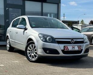 Opel Opel Astra H 1.8Cosmo+1Hand+PDC+TEMPOMAT+KLIMA+PAN Gebrauchtwagen