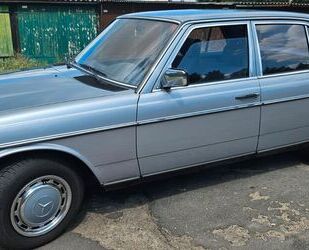 Mercedes-Benz E 230 Gebrauchtwagen