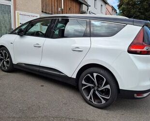 Renault Grand Scenic Gebrauchtwagen
