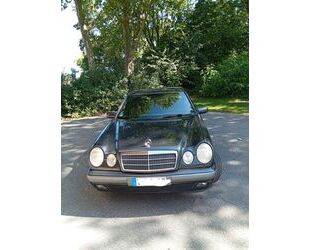 Mercedes-Benz E 200 Gebrauchtwagen