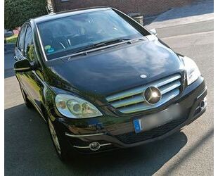 Mercedes-Benz B 180 Gebrauchtwagen