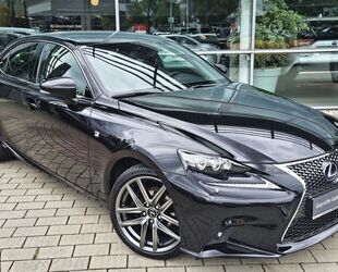 Lexus IS 300 Gebrauchtwagen