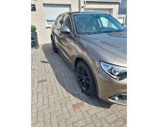 Alfa Romeo Stelvio Gebrauchtwagen