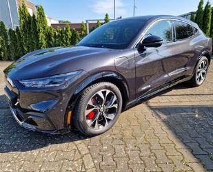 Ford Mustang Mach-E Gebrauchtwagen