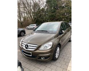 Mercedes-Benz B 180 Gebrauchtwagen