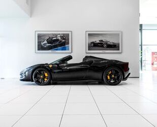 Ferrari 296 GTS Gebrauchtwagen