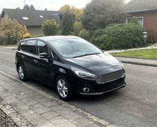 Ford S-Max Gebrauchtwagen