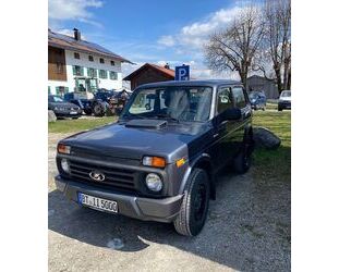 Lada Urban Gebrauchtwagen