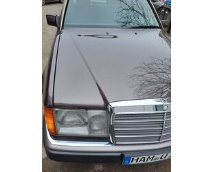 Mercedes-Benz E 230 Gebrauchtwagen