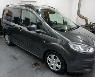 Ford Tourneo Courier Gebrauchtwagen