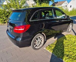 Mercedes-Benz B 180 Gebrauchtwagen